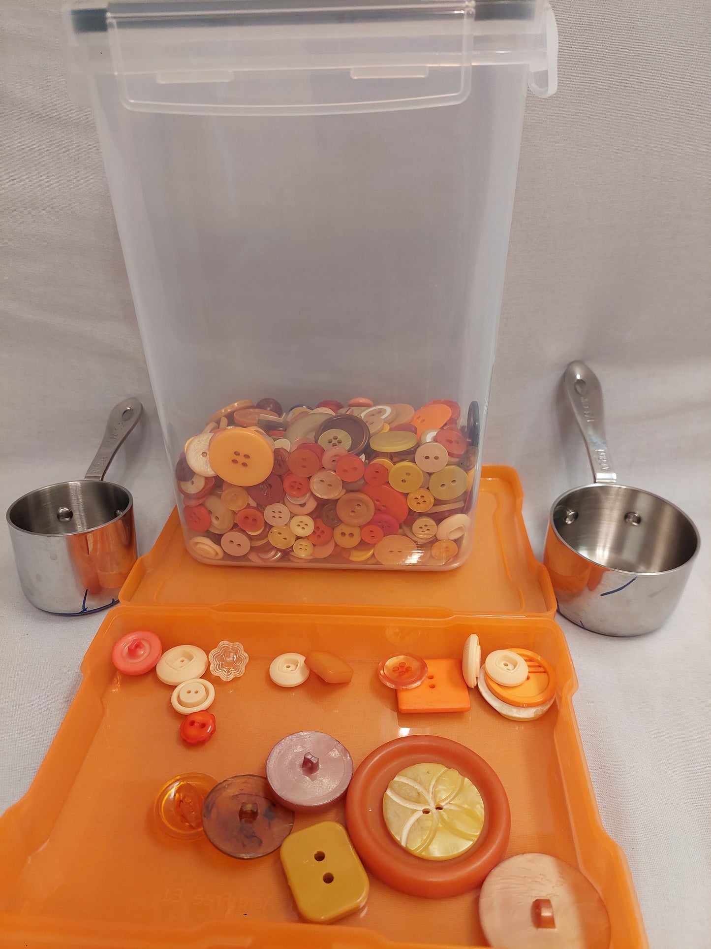 Special Single-Color: Orange! Includes Uncommon/Unique Buttons