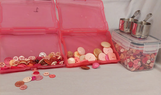 Special single-color: Pink! Includes Uncommon/ Unique buttons